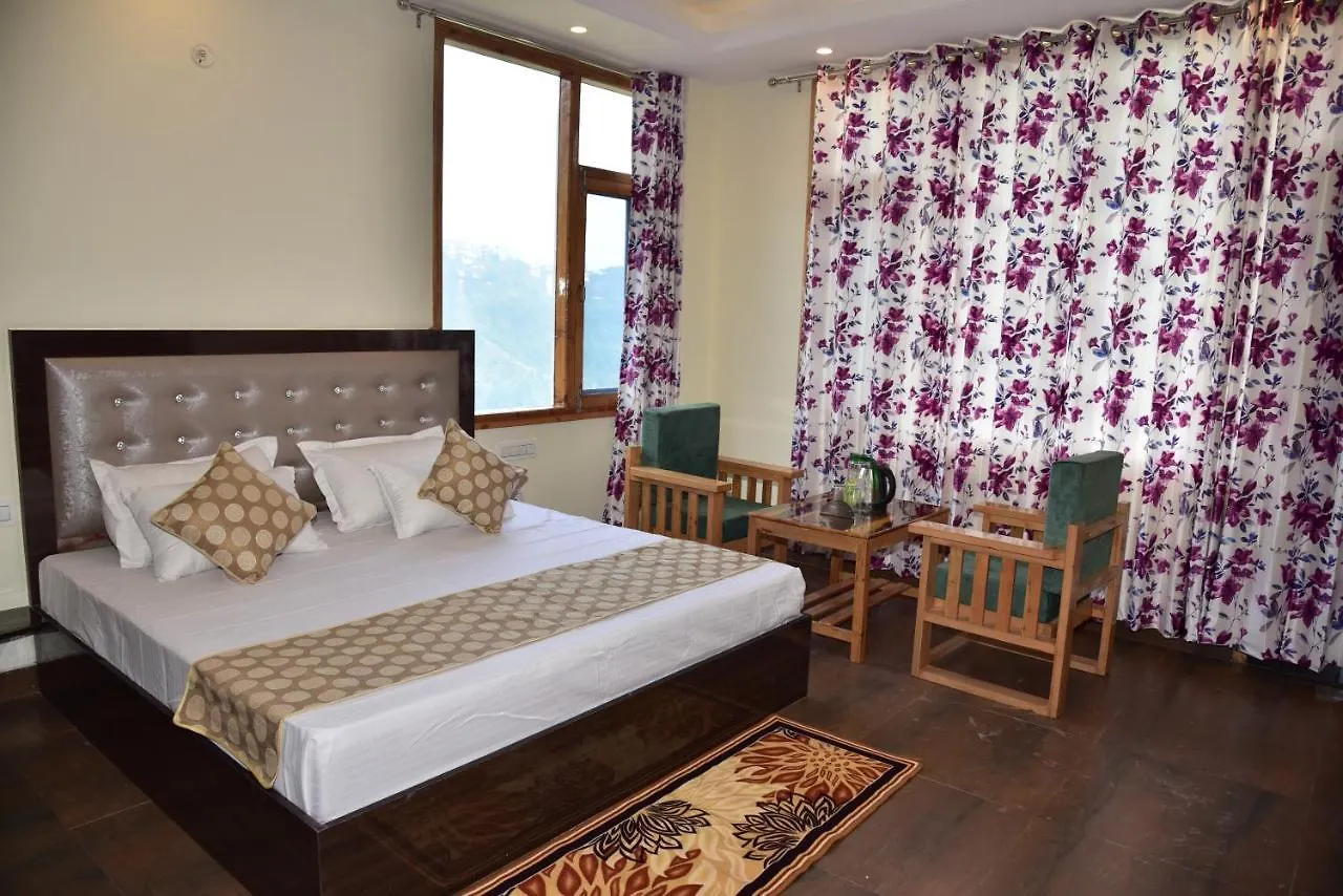 Holiday home Royal Cedar B&B
